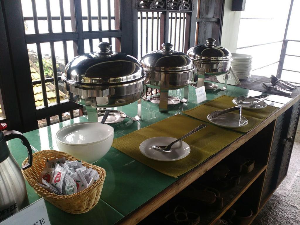 Resort 36 Palms Boutique Retreat Cherai Beach